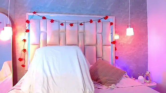 Bella-Sanders online show from March 2026 12:04:02 PM