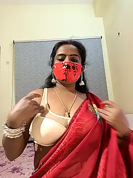 misti-boudii online show from April 2026 10:38:02 AM