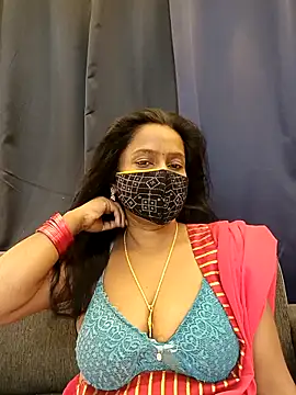misti-boudii online show from April 2026 11:22:01 PM
