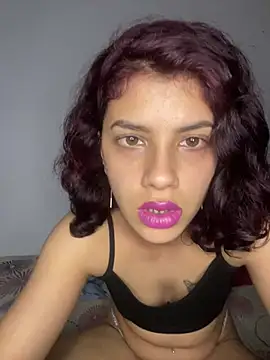 MommySexxy23 online show from May 2026 05:50:01 PM