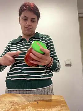 MommySexxy23 online show from April 2026 09:00:01 AM