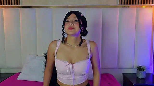 Rosie Jones  online show from March 2026 03:32:01 AM