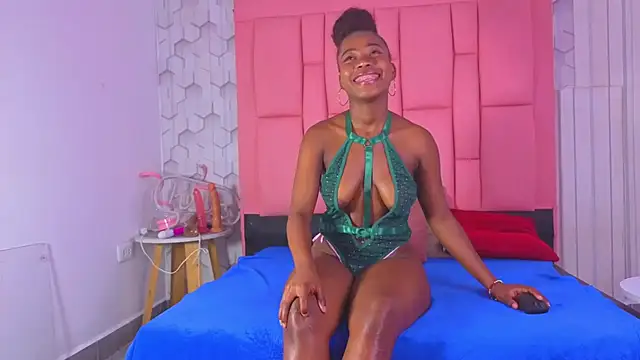 ashlleyray online show from March 2026 06:56:02 PM