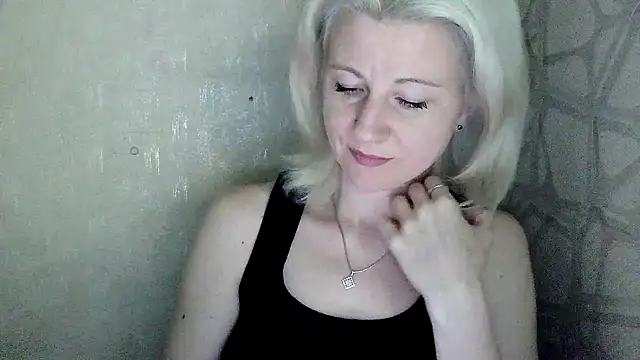 Katerina-Kissa online show from May 2026 06:59:01 PM