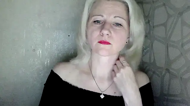 Katerina-Kissa online show from May 2026 06:50:01 PM