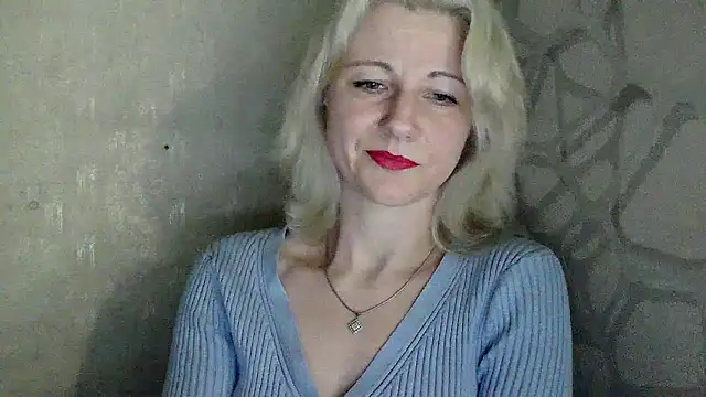 Katerina-Kissa online show from April 2026 06:09:02 PM
