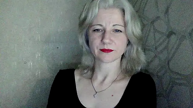 Katerina-Kissa online show from April 2026 05:54:01 PM