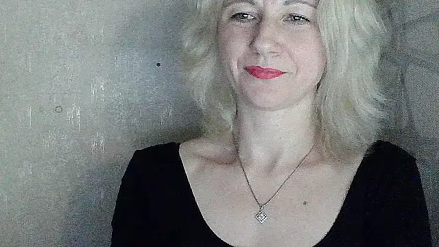 Katerina-Kissa online show from April 2026 09:39:33 PM