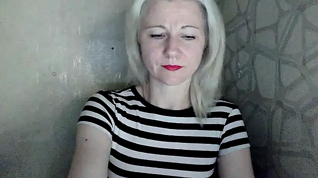 Katerina-Kissa online show from May 2026 08:07:02 PM