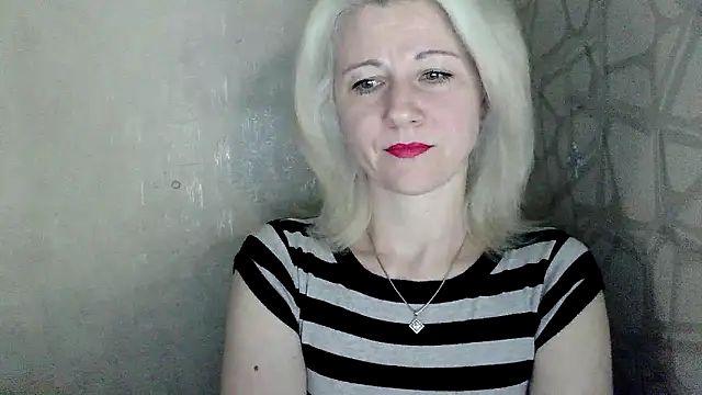 Katerina-Kissa online show from May 2026 06:47:02 PM