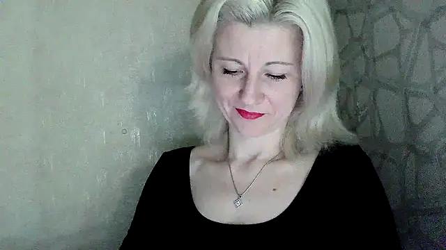 Katerina-Kissa online show from April 2026 06:44:02 PM