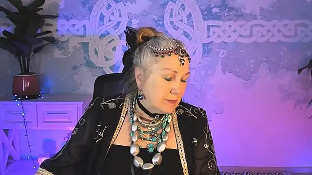 LilaMaharani online show from April 2026 12:51:02 PM