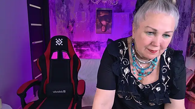 LilaMaharani online show from April 2026 02:35:01 PM