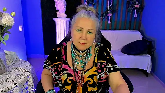 Snapshot of LilaMaharani chatting on May 2026 12:55:02 PM LilaMaharani online show from May 2026 12:55:02 PM