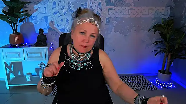 LilaMaharani online show from April 2026 01:01:02 PM