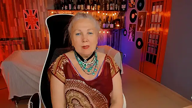 Snapshot of LilaMaharani chatting on May 2026 03:43:02 PM LilaMaharani online show from May 2026 03:43:02 PM