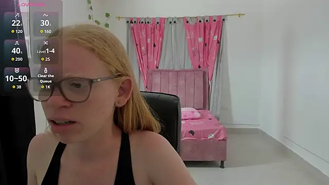 Albingirl online show from April 2026 07:32:01 PM