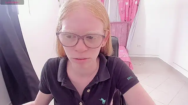 Albingirl online show from March 2026 07:27:02 PM