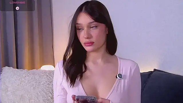 MaryJane- online show from April 2026 05:11:01 PM