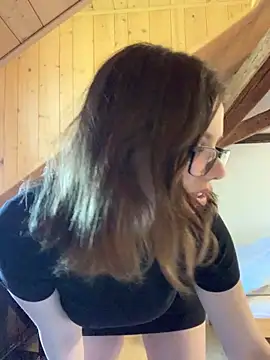 VelvetChloe online show from March 2026 12:16:02 PM