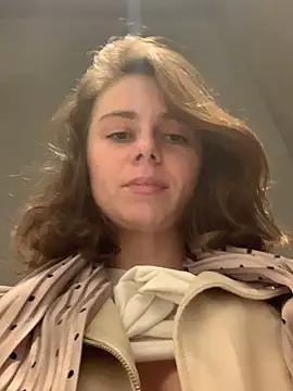 VelvetChloe online show from April 2026 02:10:02 PM