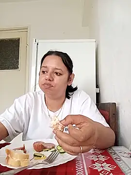 roxana e43 online show from May 2026 10:35:01 AM