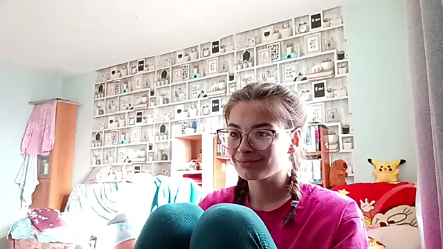 Snapshot of JInaMillsap chatting on April 2026 08:04:02 AM JInaMillsap online show from April 2026 08:04:02 AM