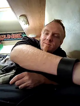 TitanGinger online show from March 2026 02:57:01 PM