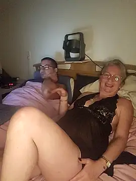 lescoquinsdu40 online show from March 2026 08:43:01 PM