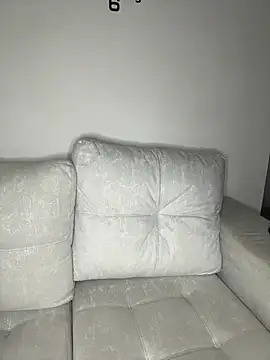 Julie Rosse online show from April 2026 10:11:01 PM