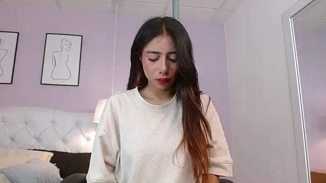 Cataleyaa23 online show from April 2026 07:19:01 PM