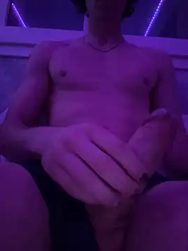 Aiykoo online show from February 2026 09:47:01 PM