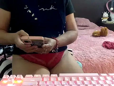 mommy-Milf online show from March 2026 08:54:02 PM