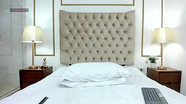 Isabella HartX online show from April 2026 11:01:01 AM