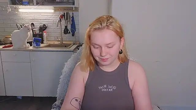 soft focus online show from June 2026 04:56:02 AM