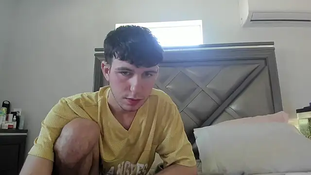 Snapshot of gayndepressed chatting on February 2026 08:52:02 PM gayndepressed online show from February 2026 08:52:02 PM