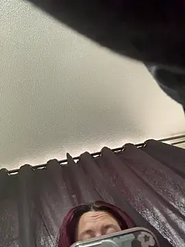 Zoe fiire online show from March 2026 12:01:02 PM