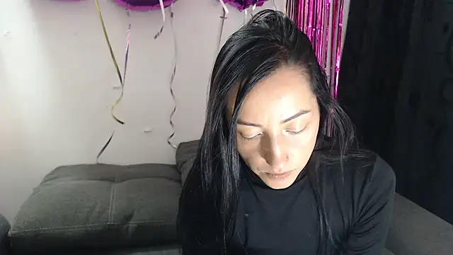 Meeegan lov online show from July 2026 04:30:01 AM