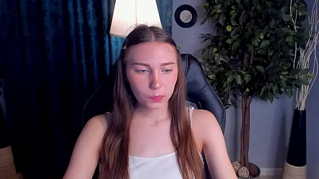 OliviaLang online show from April 2026 11:27:01 AM