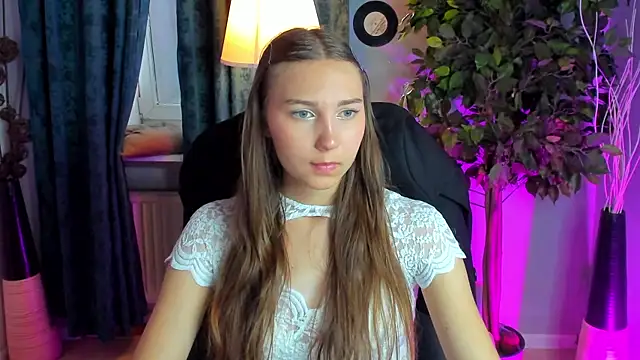 OliviaLang online show from May 2026 11:05:01 AM