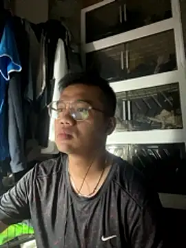 Snapshot of Gockhuatsg chatting on May 2026 07:44:02 PM Gockhuatsg online show from May 2026 07:44:02 PM