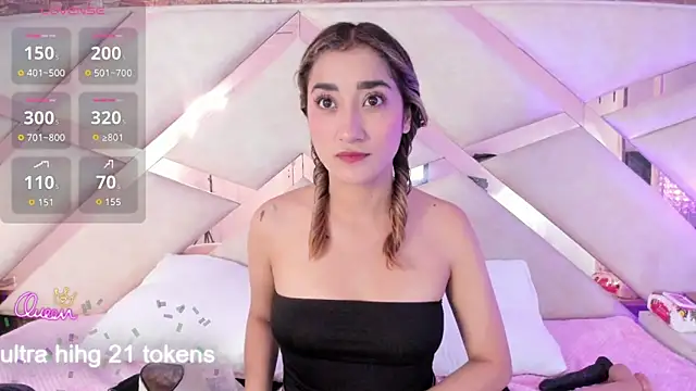 lucy davies online show from April 2026 11:33:01 AM