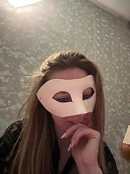 AdamoedEva online show from March 2026 10:11:01 PM