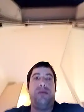 danyelC2 online show from April 2026 09:43:01 PM