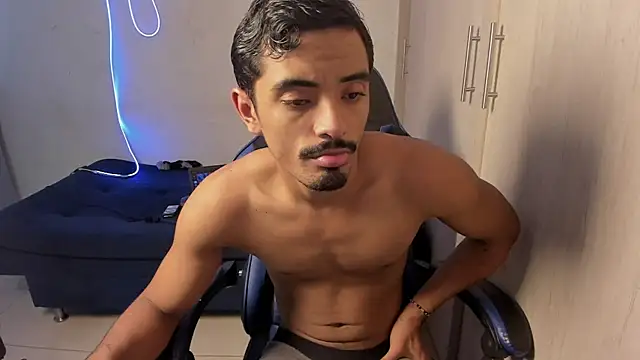 jossi12345j online show from March 2026 01:22:02 PM