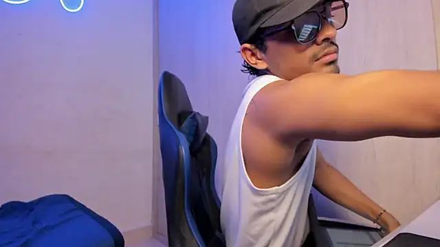 jossi12345j online show from April 2026 01:12:01 AM