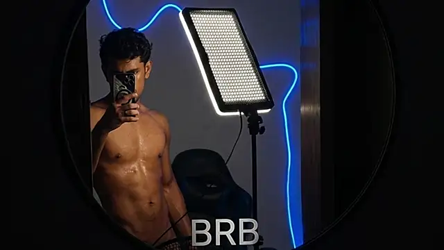 jossi12345j online show from March 2026 01:31:02 PM