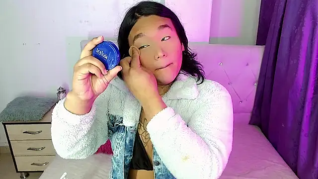 isadoraqueeen online show from April 2026 07:17:02 PM