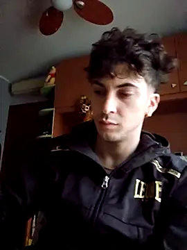 Andreakkkk online show from March 2026 04:57:01 PM