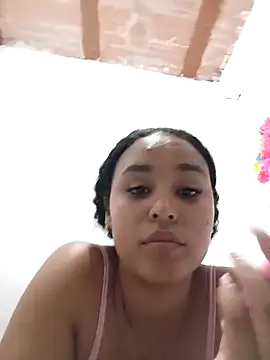 kiaria Glow online show from March 2026 03:24:01 AM